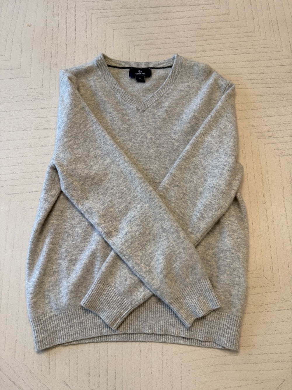 Lands' End Men's Light Gray V-Neck Cashmere Sweater